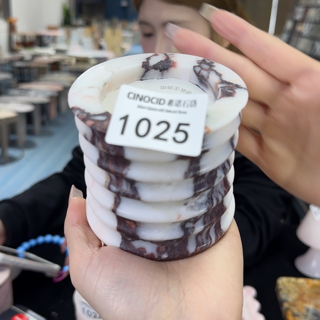 1025宝紫罗意威烛台福利