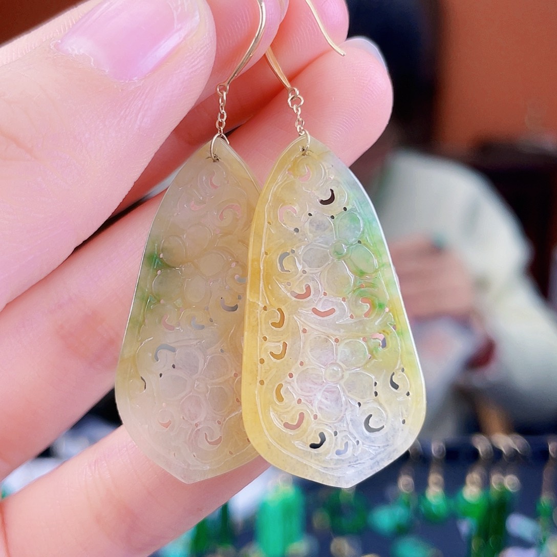 翡翠18K金镶嵌耳饰