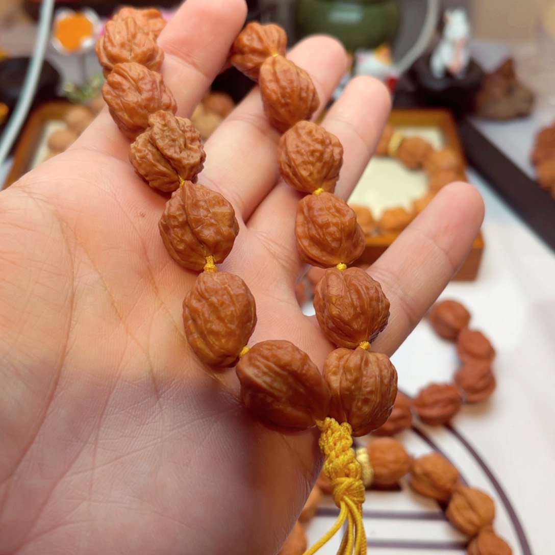 文玩核桃手串蛤蟆头