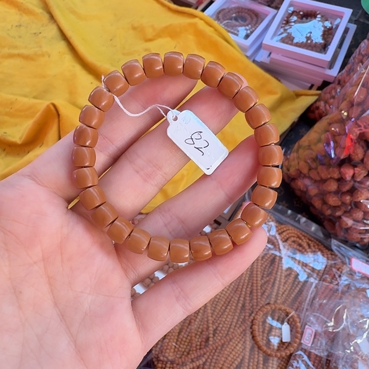 橄榄核手串天****司橄榄核核尖8.2