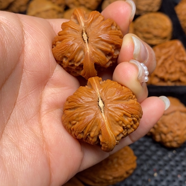 吊坠文玩核桃秦岭野生49