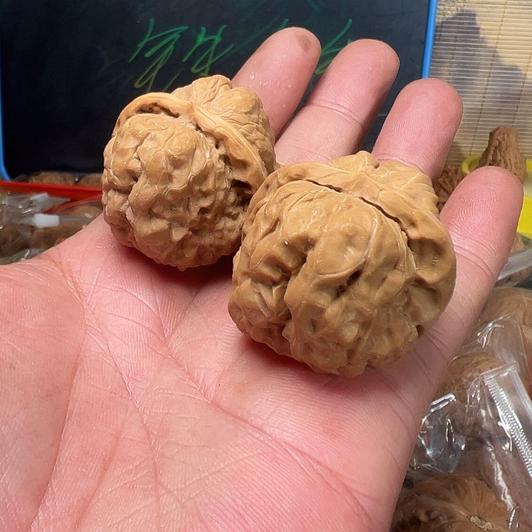 文玩核桃吊坠六*.蛙蛙