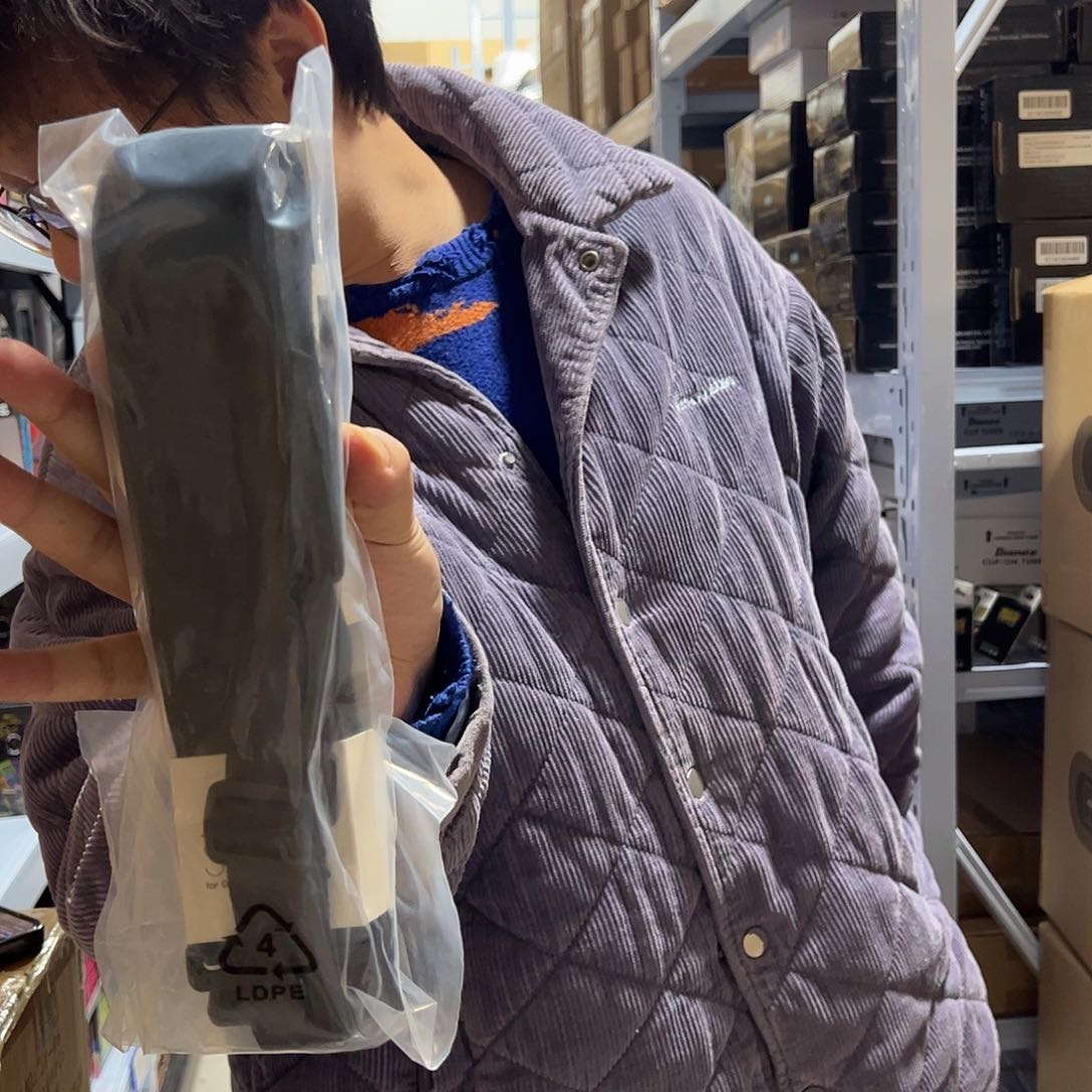 -*-ibanez黑色背带