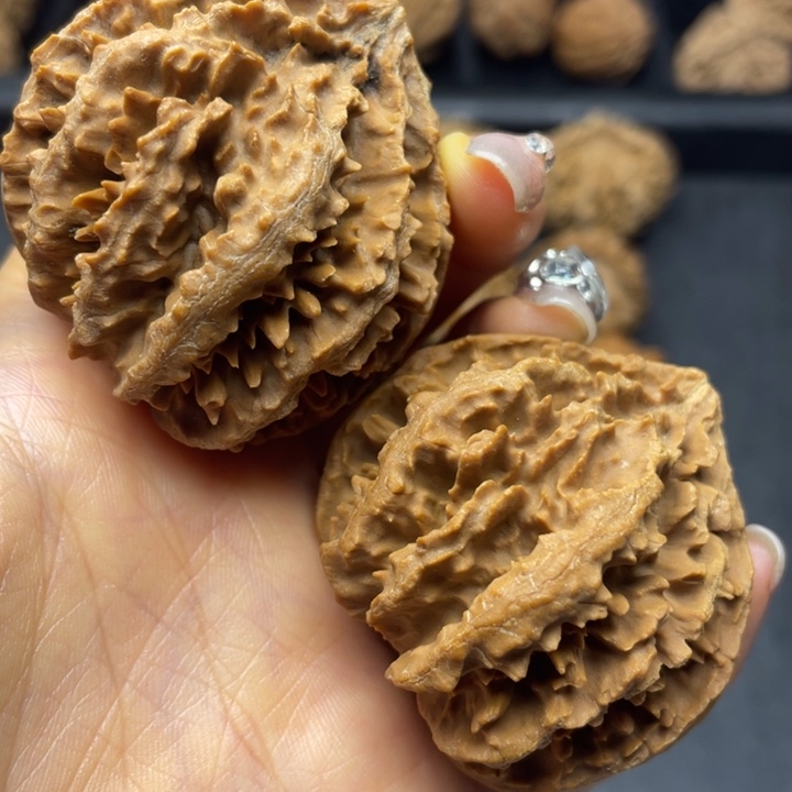 文玩核桃吊坠突突突突突突