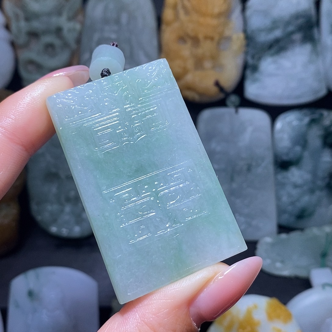 定制翡翠未镶嵌翡翠