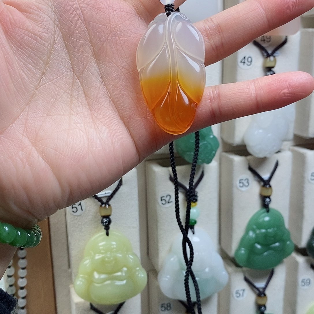 未镶嵌颈饰玛瑙/玉髓