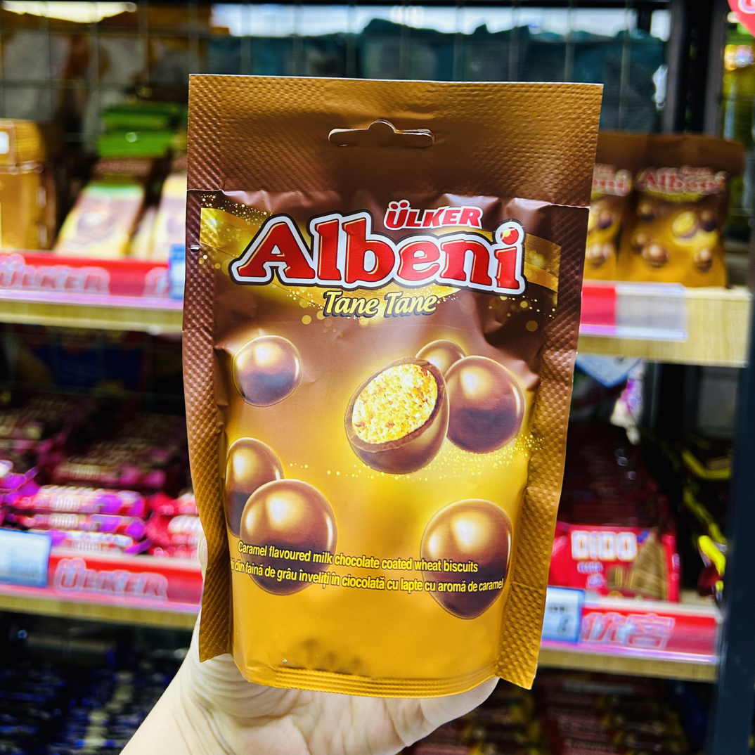 ulker albeni 焦糖味牛奶巧克力饼干巧克力豆67克