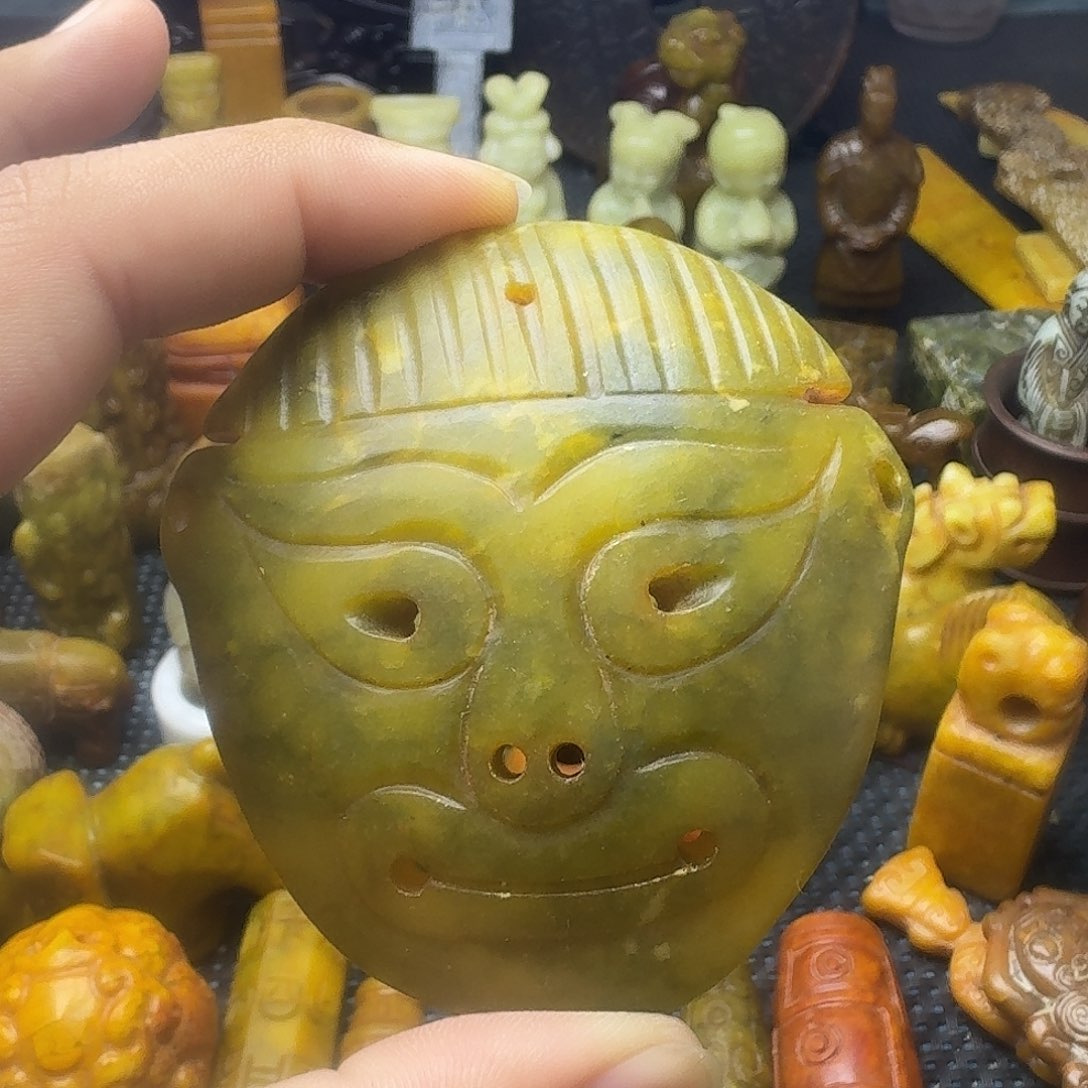 白玉菩提吊坠。。。