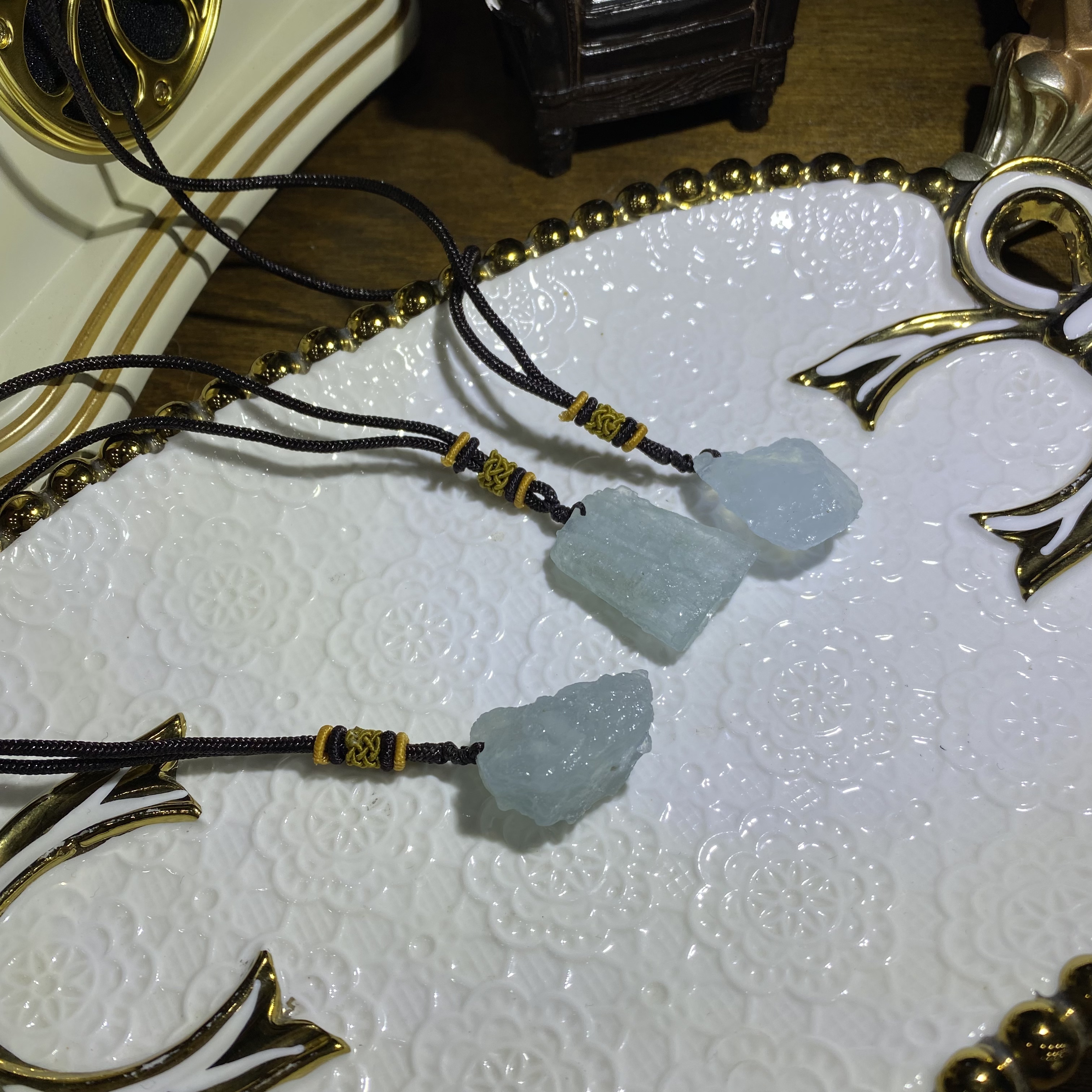 天然海蓝宝原石吊坠-多样性发其一V218