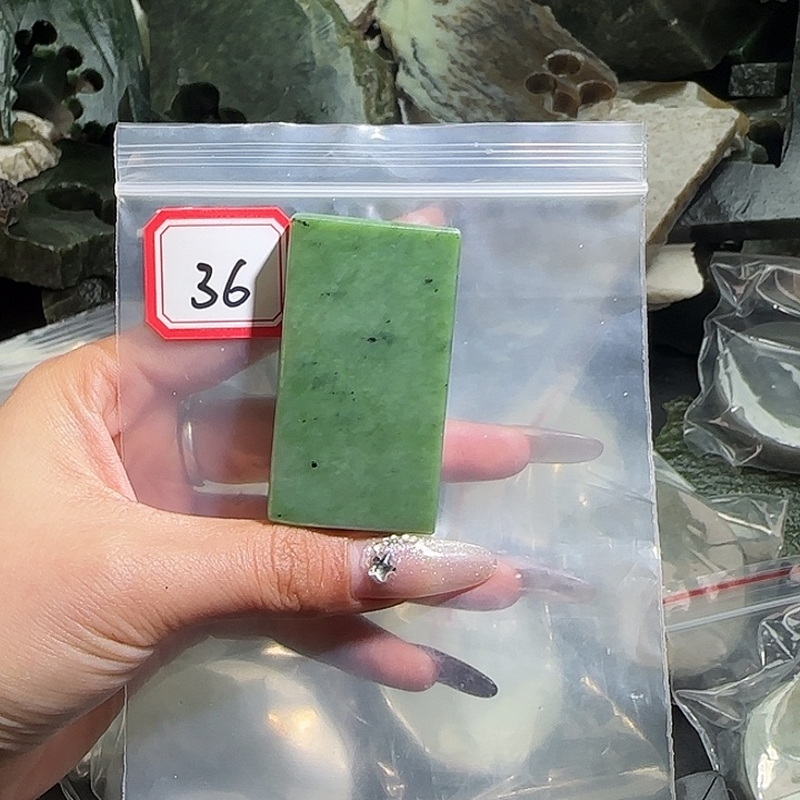 和田玉未镶嵌珠宝半成品