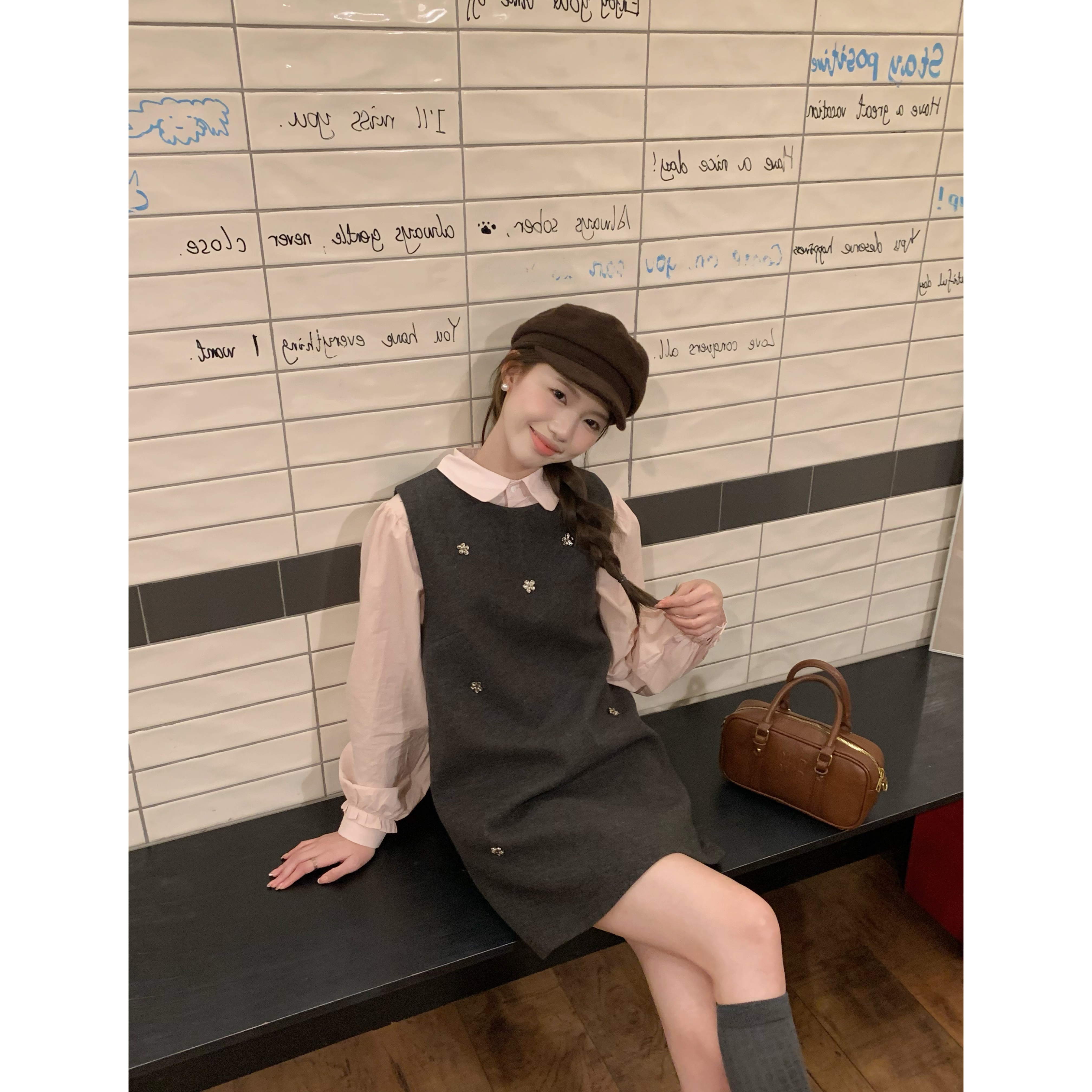 【耶鲁甜心】法式重工花朵立体装饰无袖连衣裙+韩系娃娃领衬衫套装