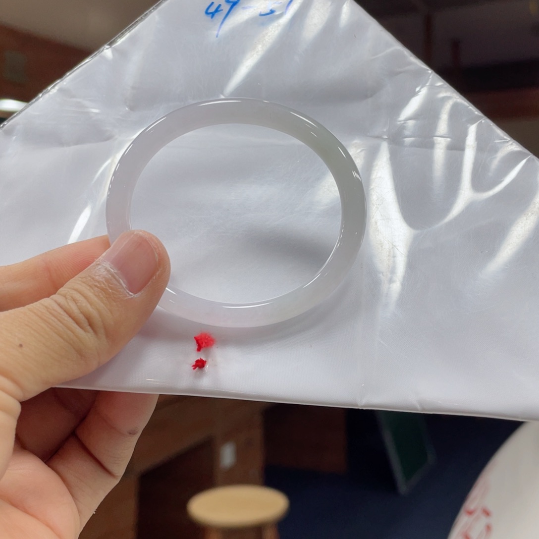 翡翠手镯未镶嵌买断