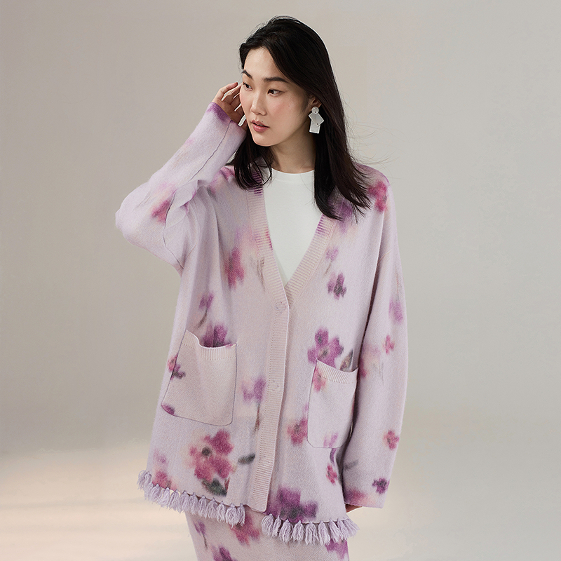 生活在左印花毛织外套羊驼毛流苏宽松显瘦2025秋冬新款开衫毛衣女