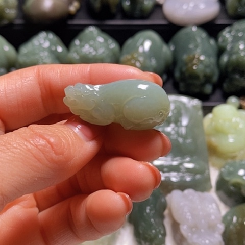 未镶嵌和田玉（糖玉）珠宝奇石