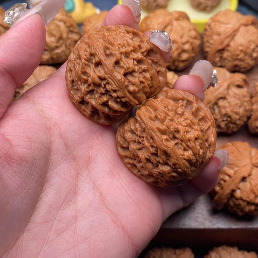 文玩核桃把件我**浓全品磨39.➕