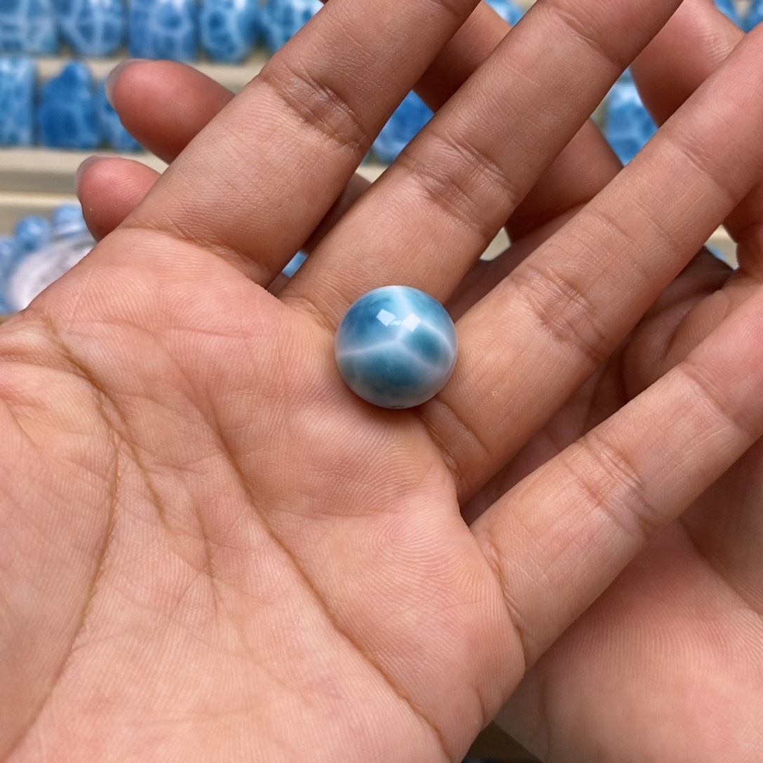 针钠钙石（海纹石）未镶嵌颈饰紫*