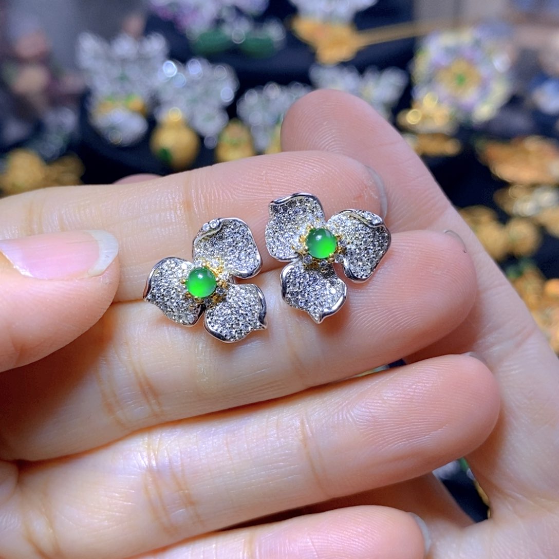 翡翠耳钉银S925镶嵌天然翡翠