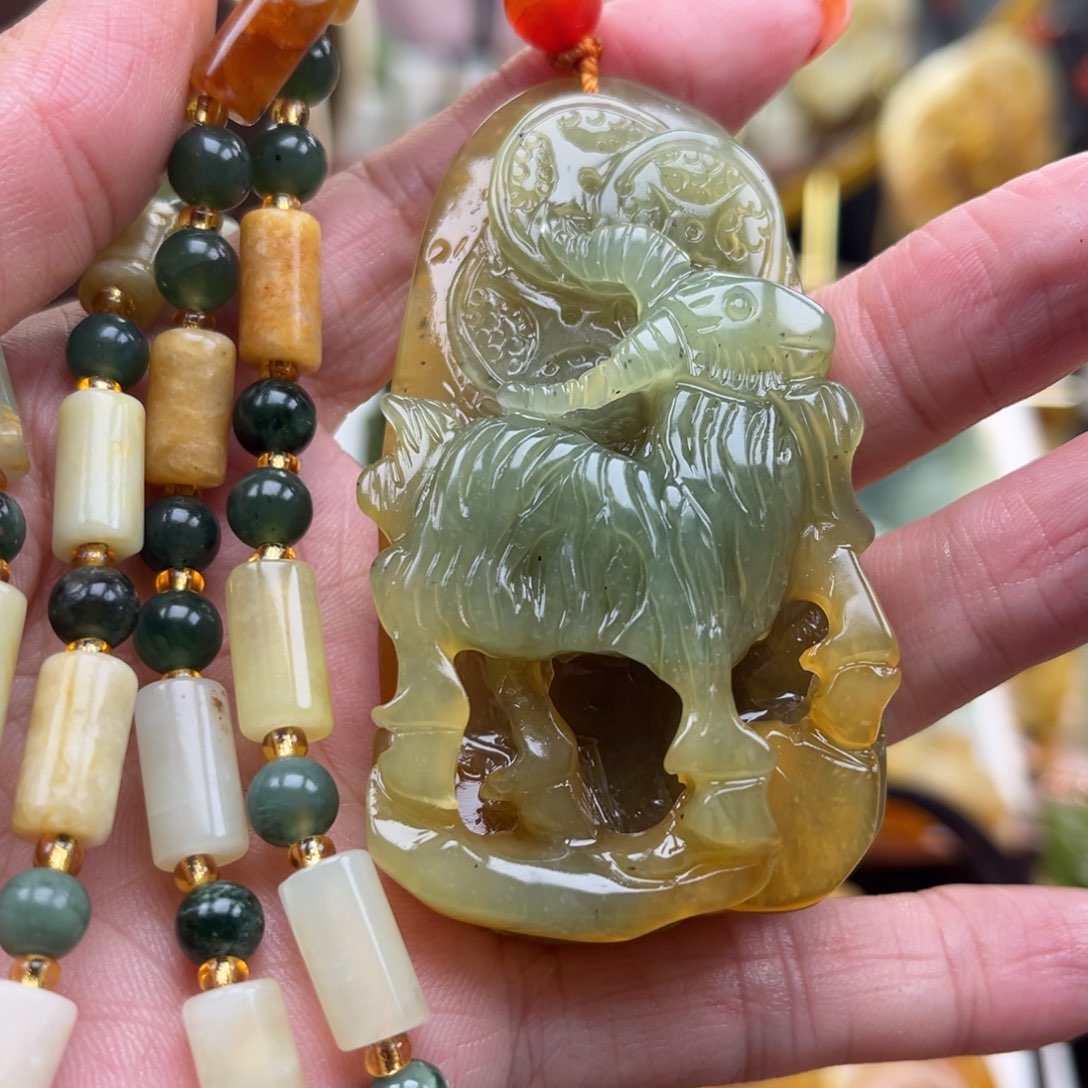 未镶嵌岫玉挂件挂件