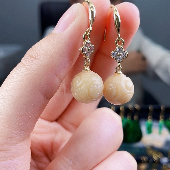 翡翠耳饰未镶嵌饰品