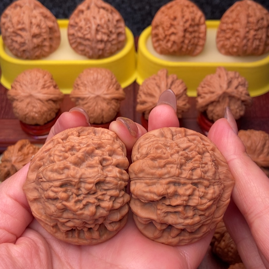 把件文玩核桃48全品 红皮 麒麟官帽