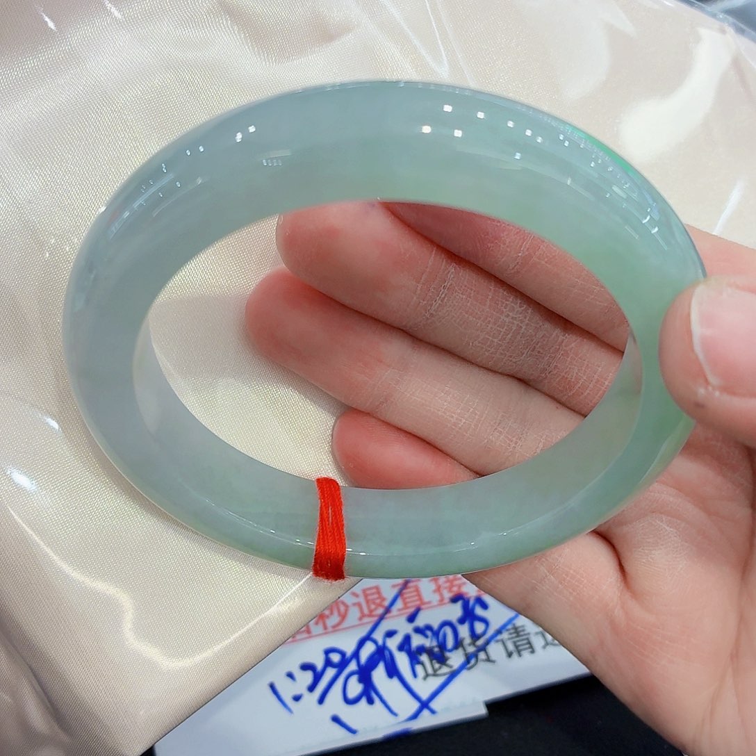 翡翠未镶嵌手镯翡翠61.5圈口（强推）