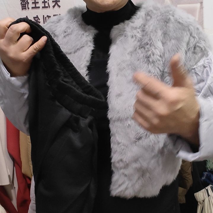 外套穿着舒服透气性