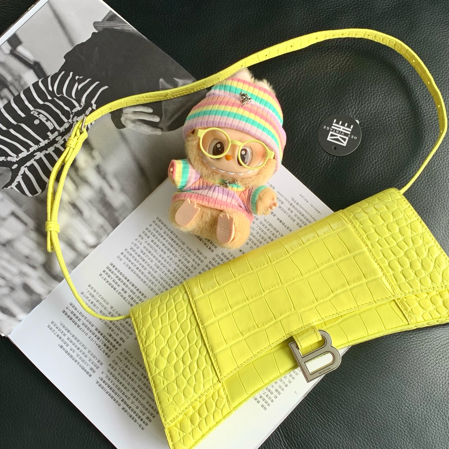 99新 Balenciaga/巴黎世家 黄色沙漏18cm 14355241