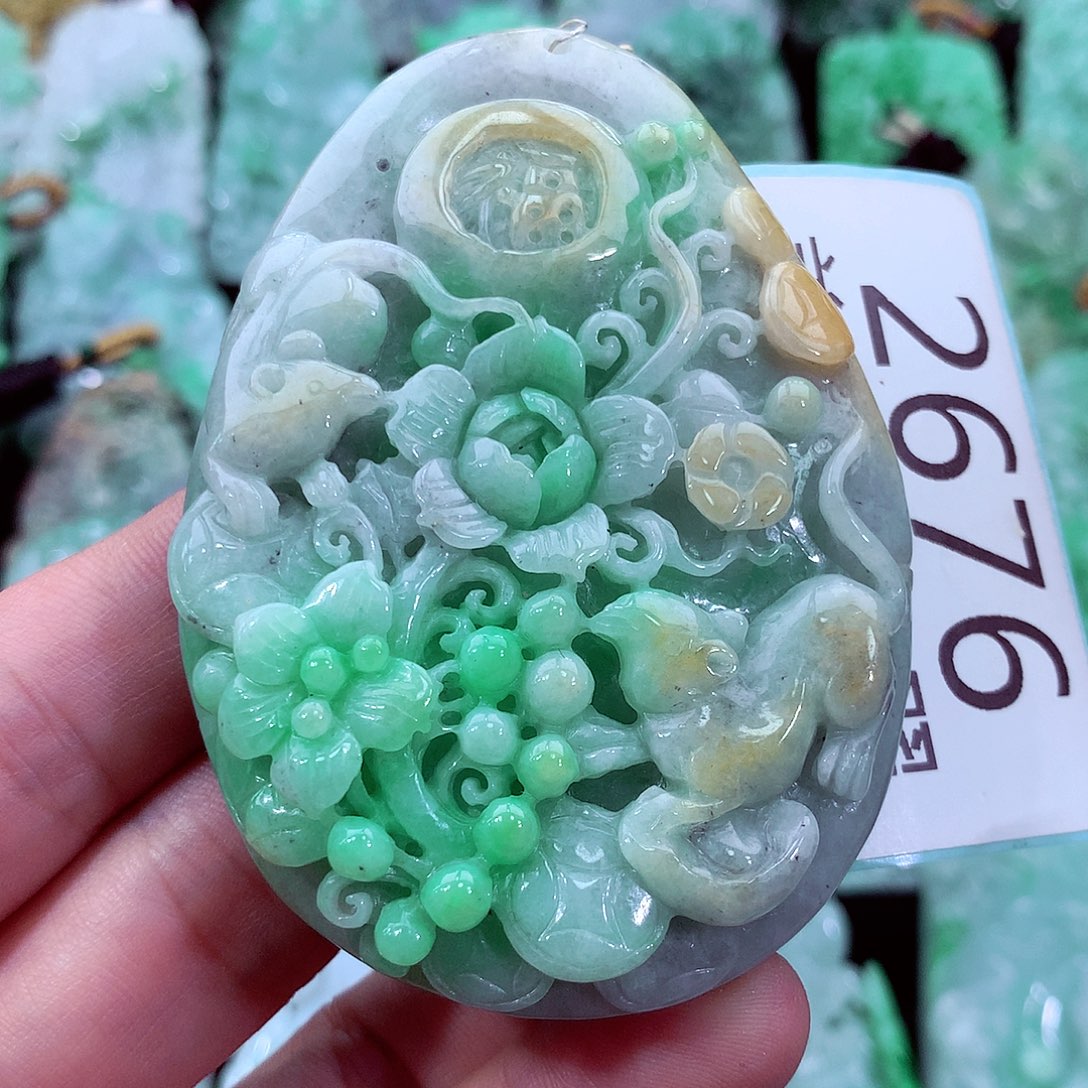 翡翠未镶嵌吊坠(不含链)