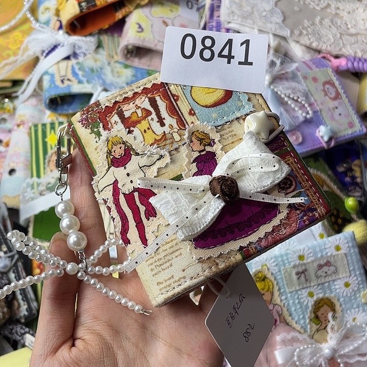 织绣豆豆本送纸841 