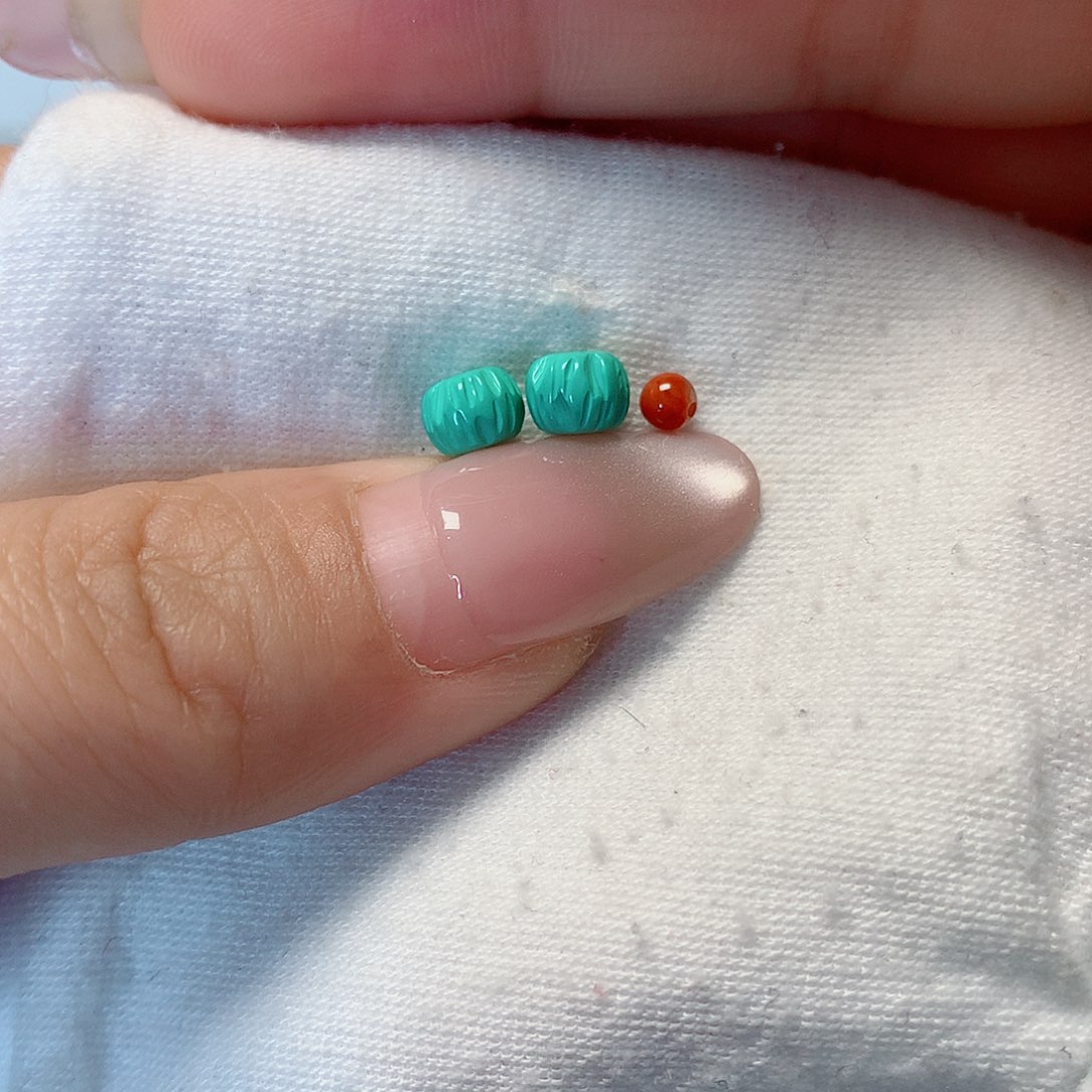 南红玛瑙未镶嵌珠宝奇石