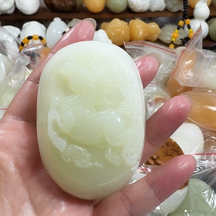 超***超砖雕石头手把件不退不换
