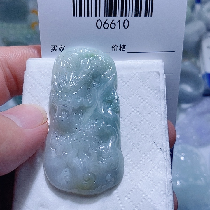 翡翠未镶嵌颈饰天光墟翡翠市场现金代购