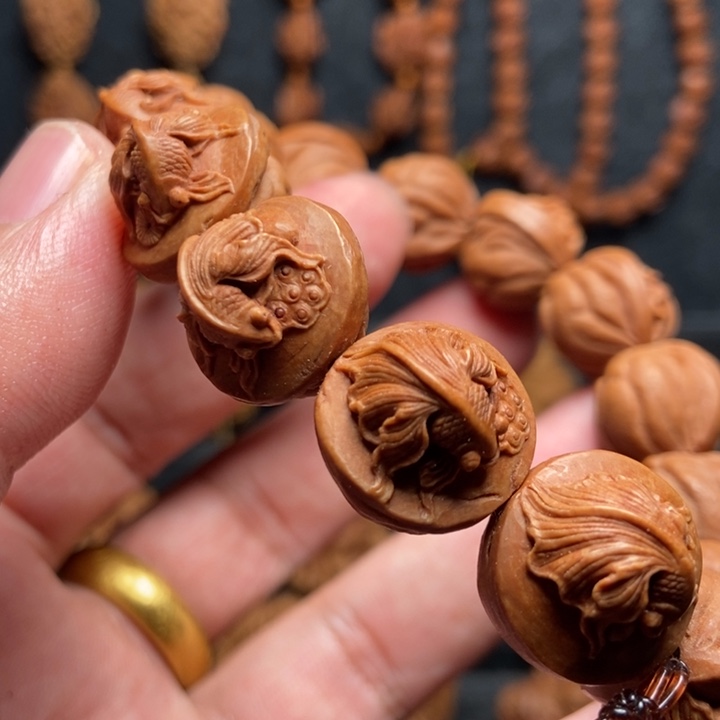 大尺寸纯手刀金鱼