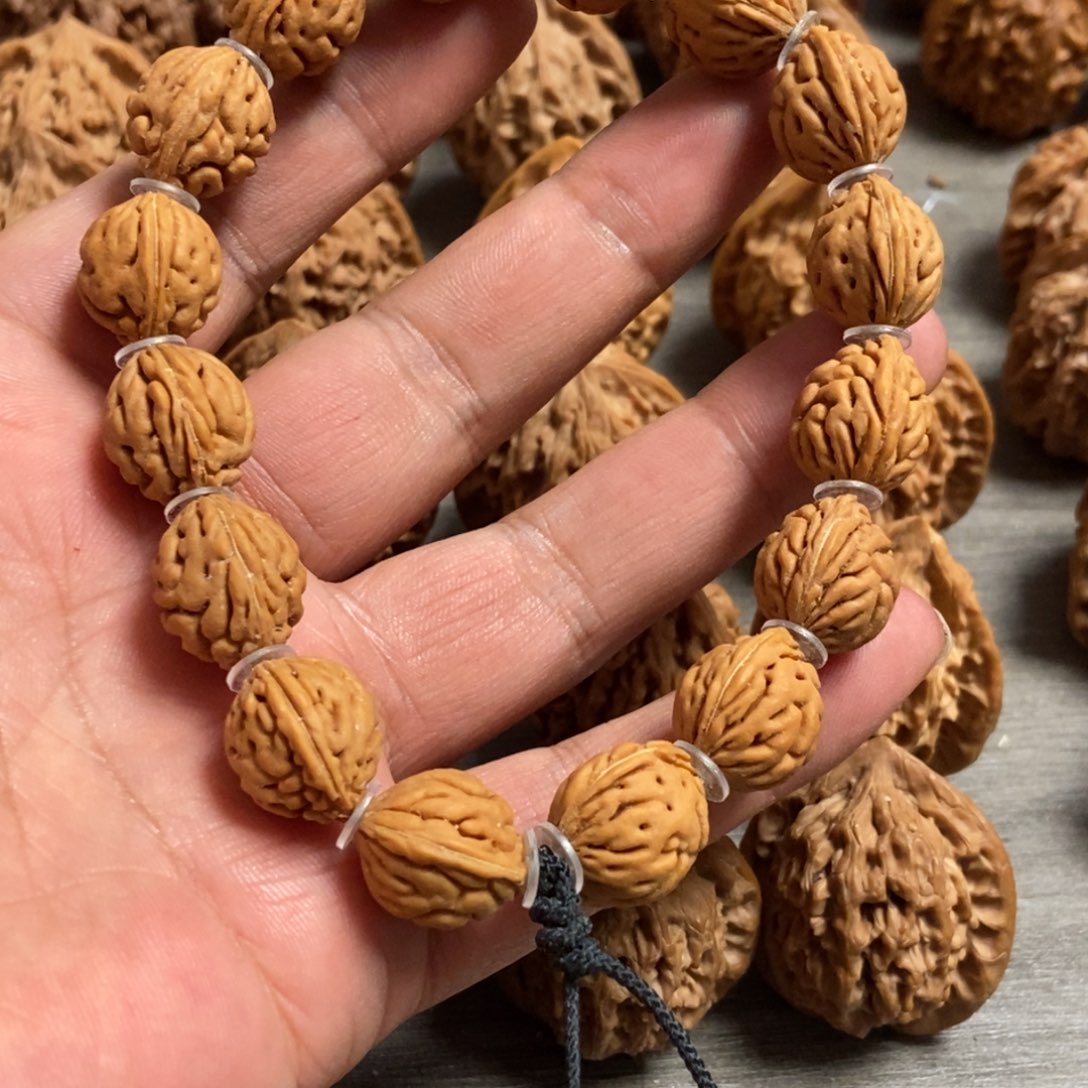 文玩核桃吊坠金鱼肚14尺