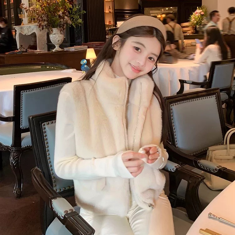 2025秋冬新款立领马甲无袖毛绒背心坎肩女时尚百搭马夹