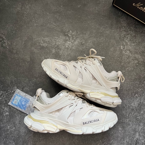 99新 Balenciaga/巴黎世家 TRACK 白 38码 鞋