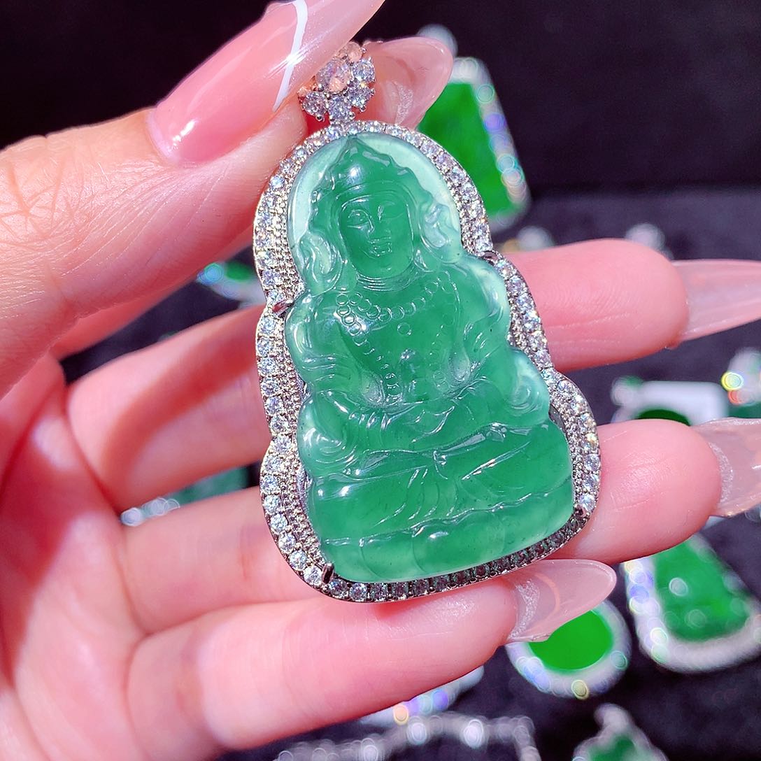 【闪购商品】翡翠未镶嵌吊坠(不含链)