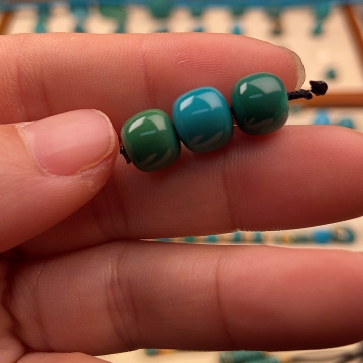 绿松石配饰未镶嵌