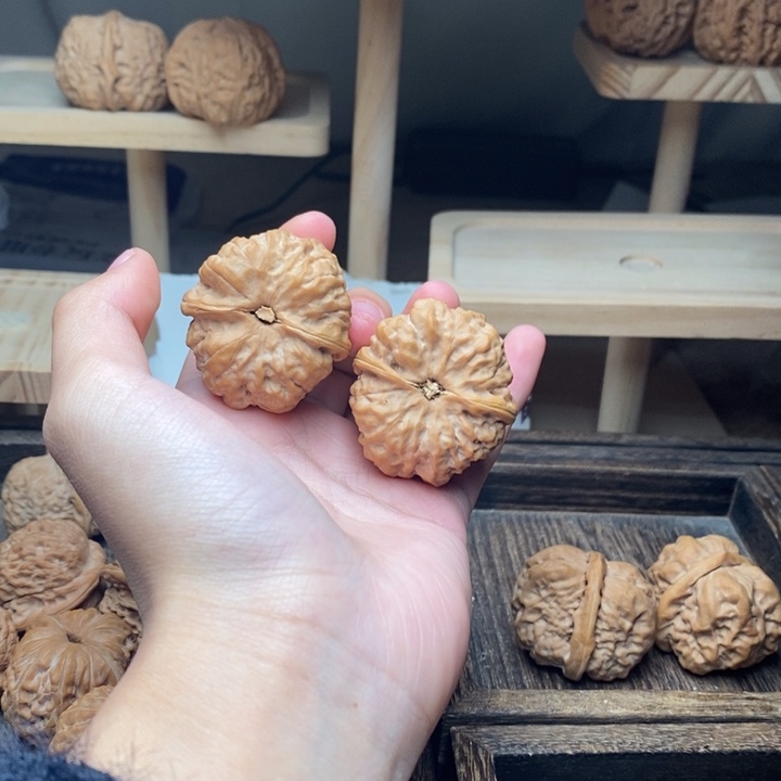 吊坠文玩核桃三角蛙