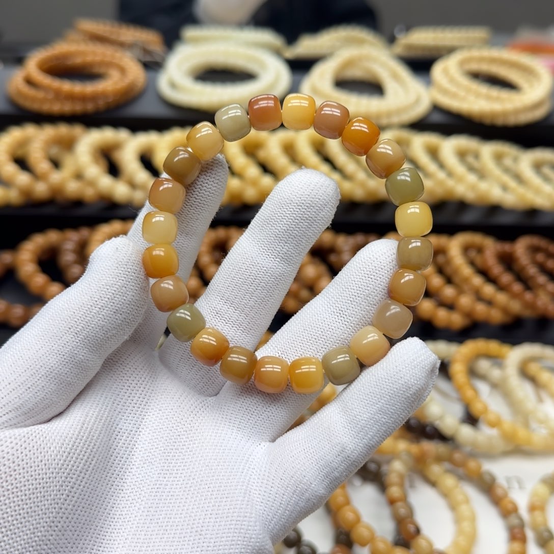 手串菩提根/象牙果9×10 5年 花皮多宝 鬼工