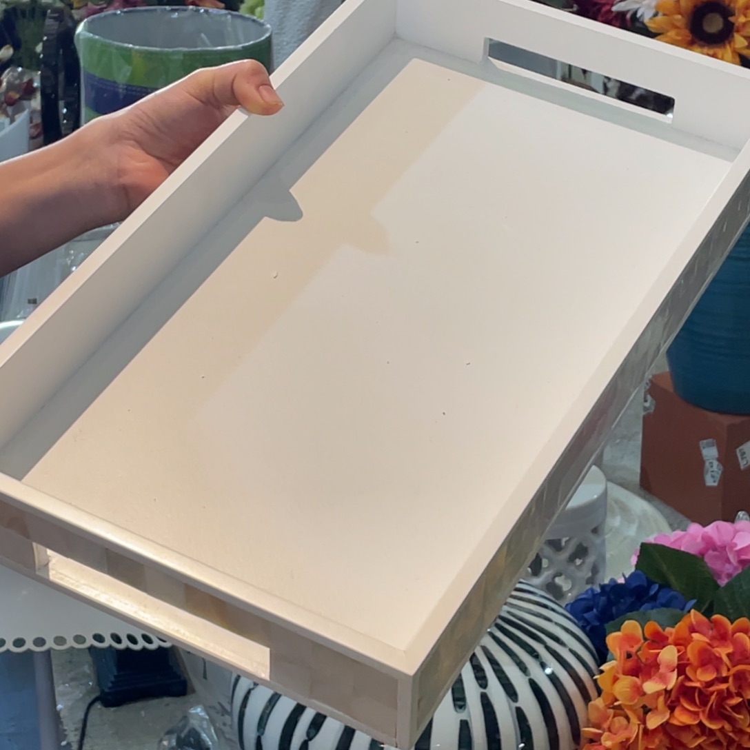 陶瓷花瓶，仿真绿植。