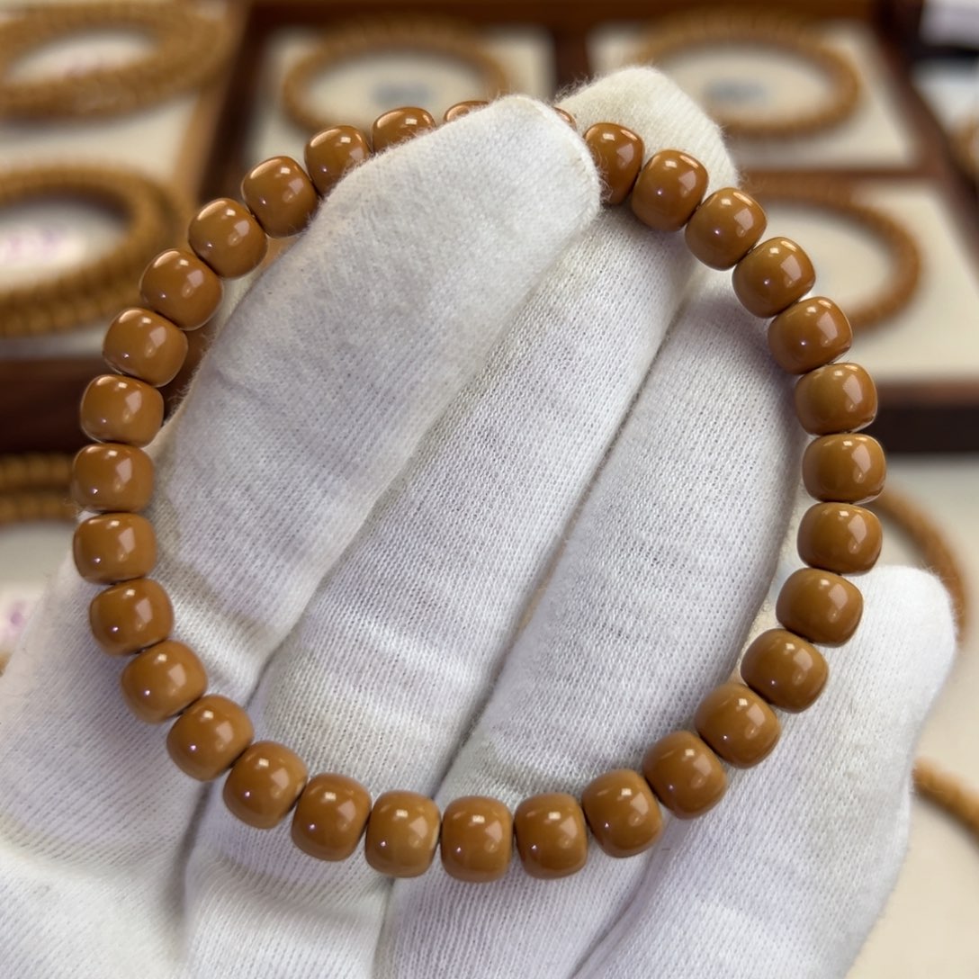 橄榄核手串7.1mm老型单圈 清水树王