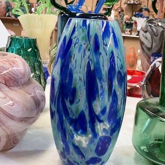 琉璃花瓶高27厘米口径8厘米