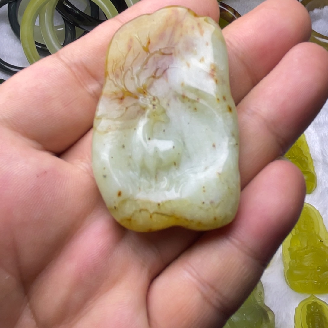 岫玉未镶嵌吊坠(不含链)