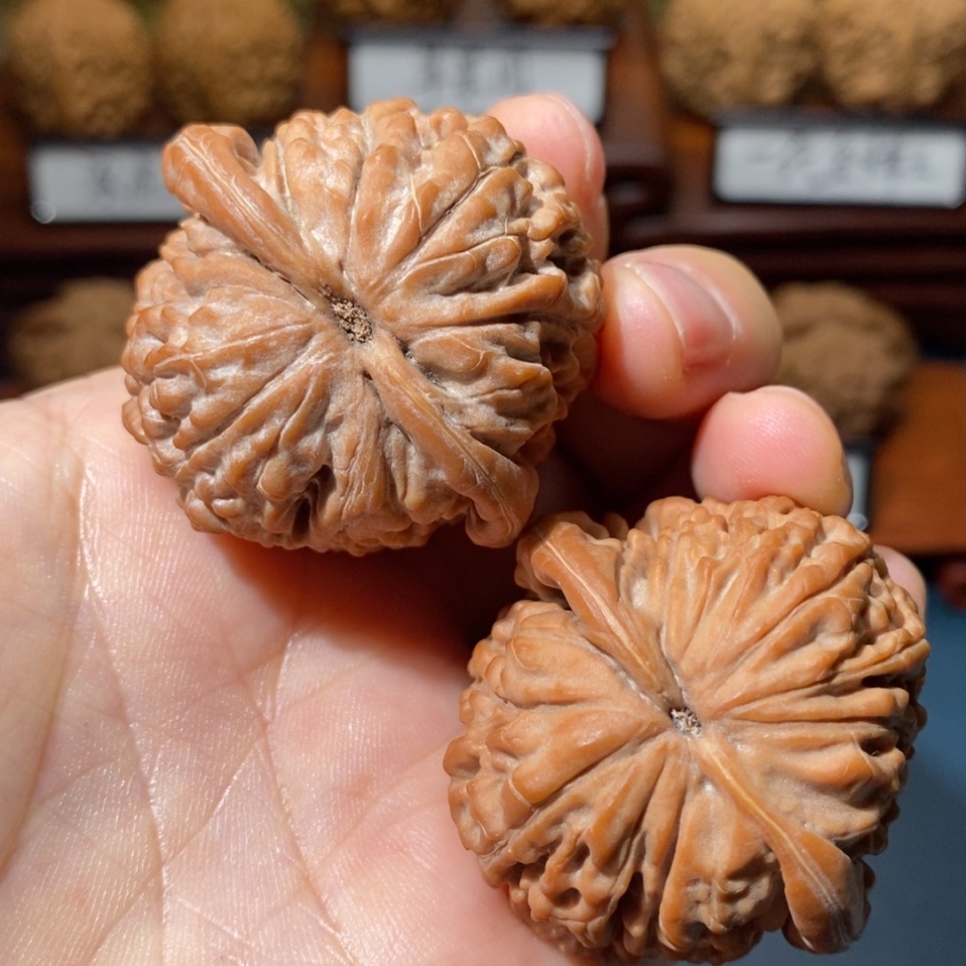 吊坠猴头核桃莲花全品42
