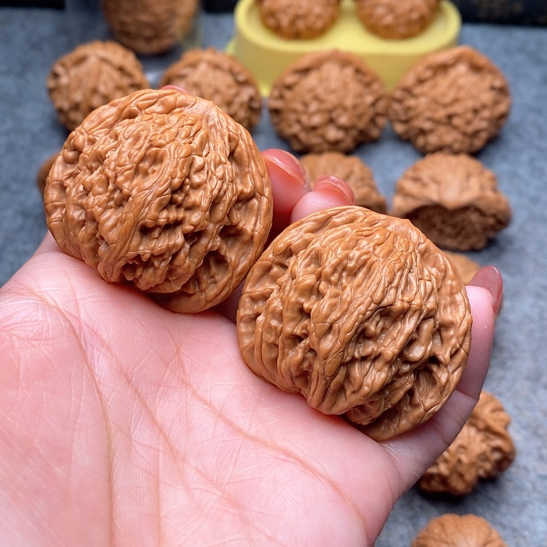 文玩核桃把件精品特价大肚粗筋虎44