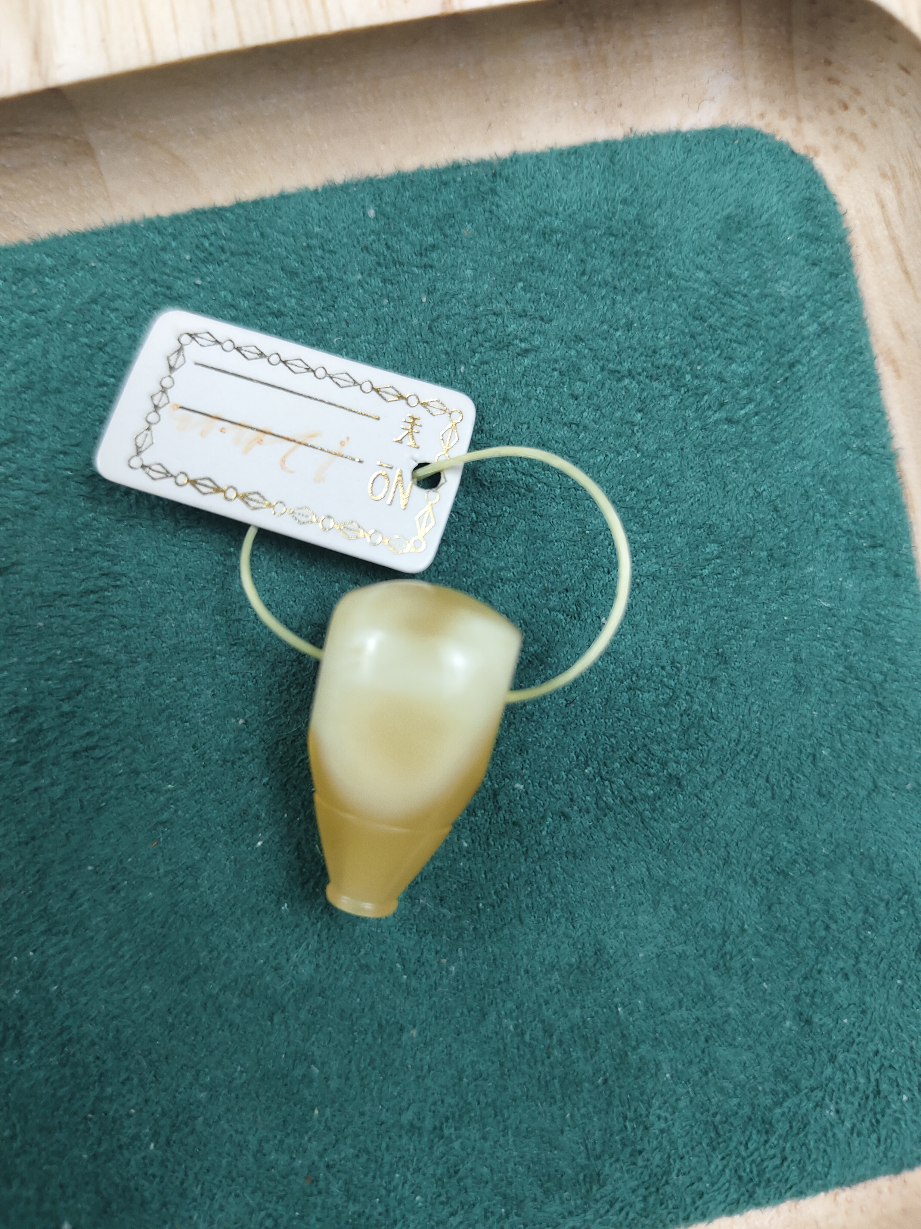 原矿蜜蜡未镶嵌三通