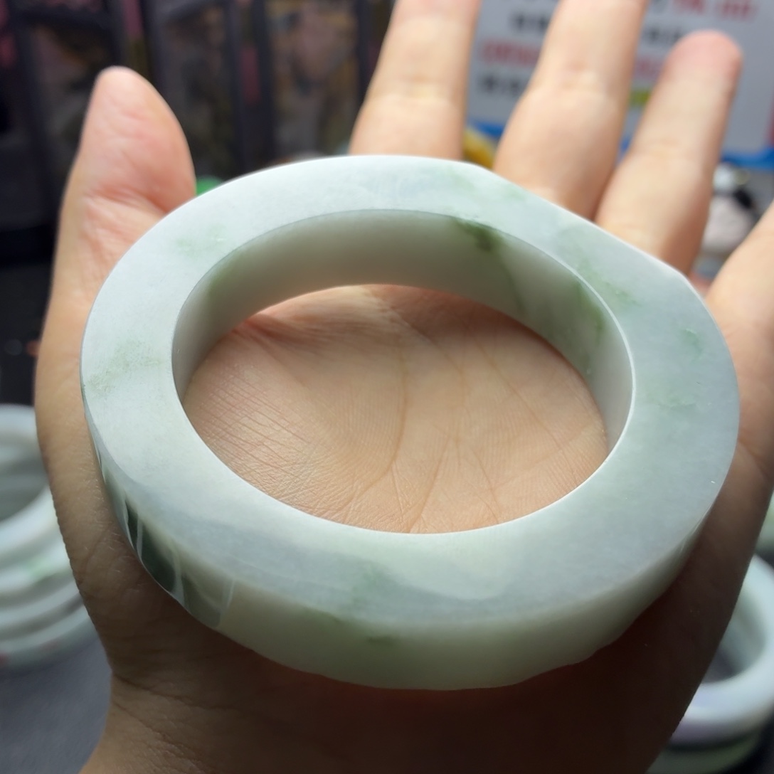 ****点定制翡翠未镶嵌缅A翡翠多样性发一