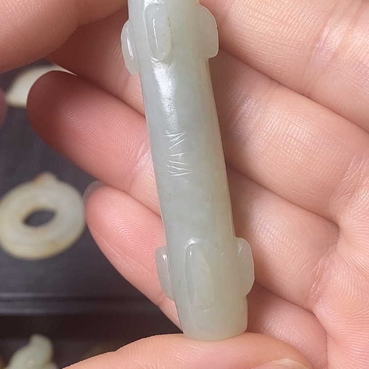 和田玉（糖玉）车挂未镶嵌