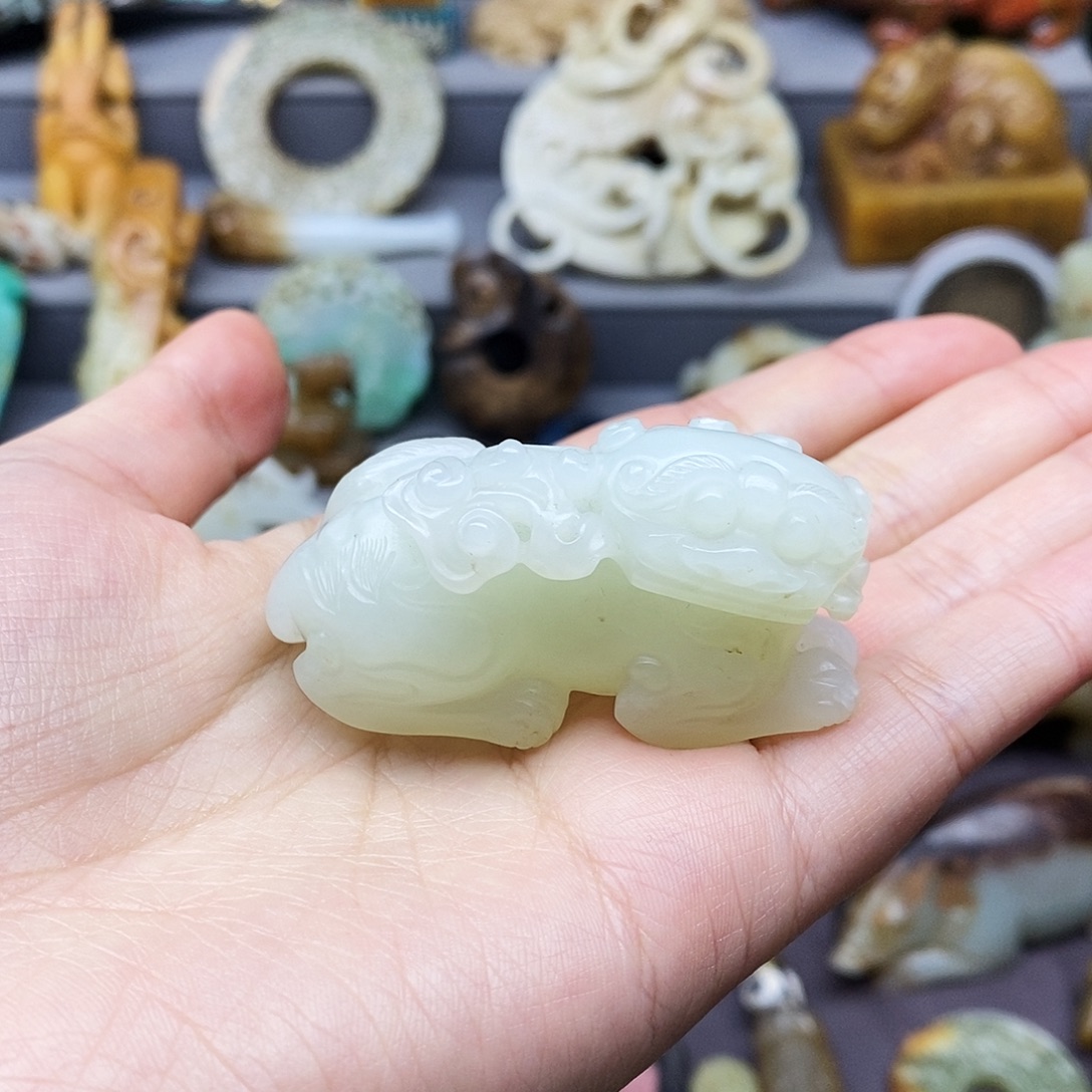 和田玉未镶嵌戒指